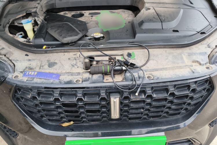 Used Wey VV5 2017 2.0T Flagship Edition Engine Bay