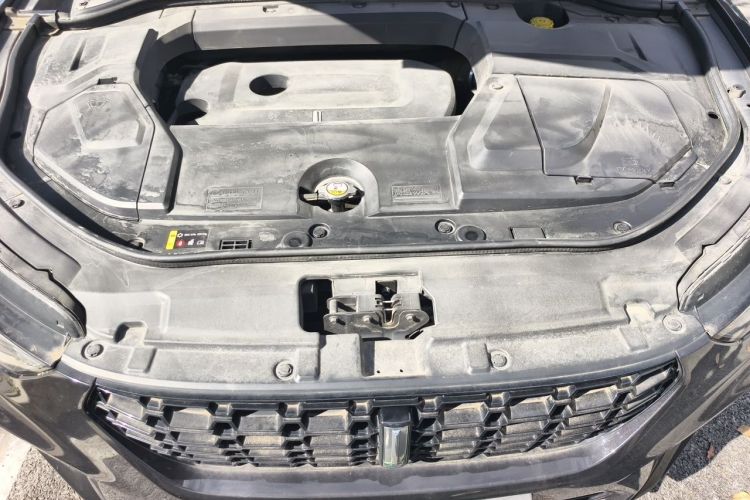 Used Wey VV5 2017 2.0T Ultra-Luxury Version Engine Bay