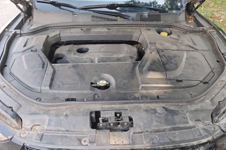 Used Wey VV5 2017 2.0T Ultra-Luxury Version Engine Bay