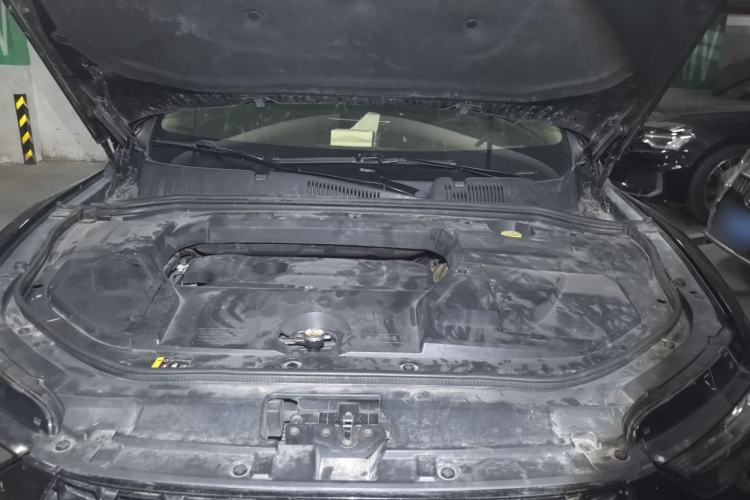 Used Wey VV5 2017 2.0T Flagship Edition Engine Bay