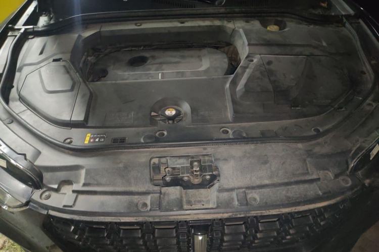 Used Wey VV5 2017 2.0T Flagship Edition Engine Bay