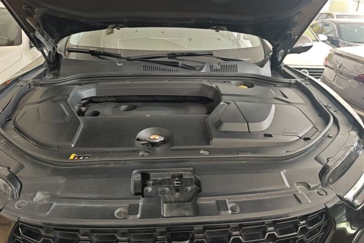 Used Wey VV5 2017 2.0T Flagship Edition Engine Bay