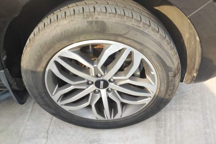Used Wey VV5 2017 2.0T Ultra-Luxury Version Exterior 1