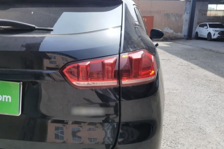 Used Wey VV5 2017 2.0T Flagship Edition Exterior 3