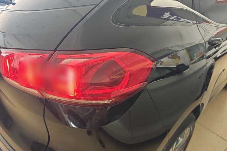Used Wey VV5 2017 2.0T Flagship Edition Exterior 3