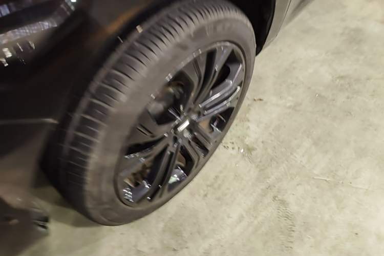 Used Wey VV5 2017 2.0T Flagship Edition Exterior 4