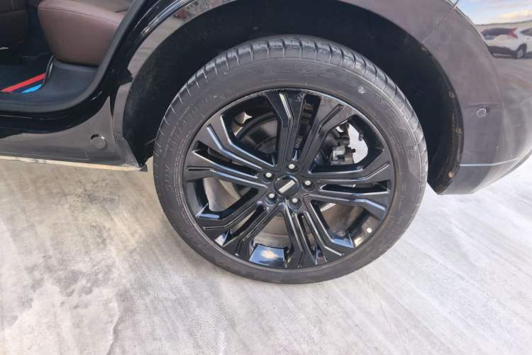 Used Wey VV5 2017 2.0T Flagship Edition Exterior 6