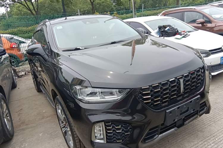 Used Wey VV5 2017 2.0T Flagship Edition Front Right 45 Deg