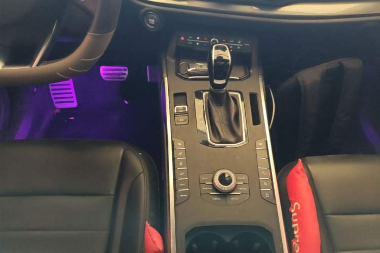 Used Wey VV5 2017 2.0T Ultra-Luxury Version Gear Lever