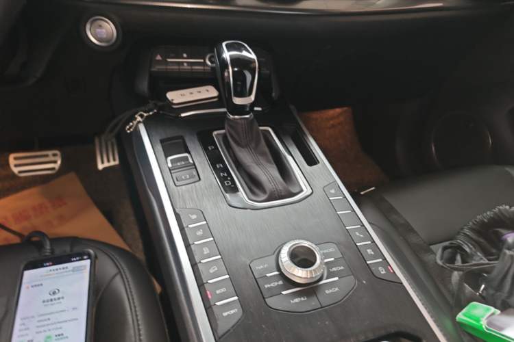 Used Wey VV5 2017 2.0T Ultra-Luxury Version Gear Lever
