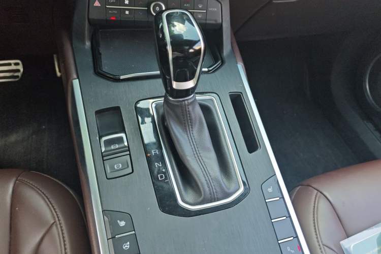 Used Wey VV5 2017 2.0T Ultra-Luxury Version Gear Lever
