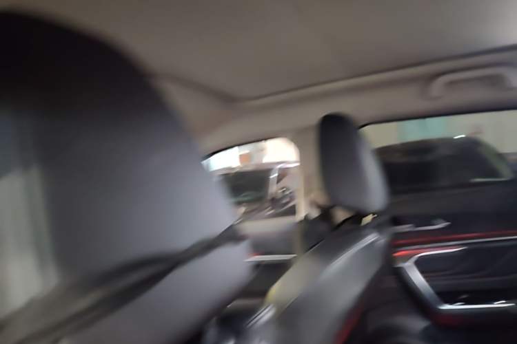 Used Wey VV5 2017 2.0T Flagship Edition Headliner