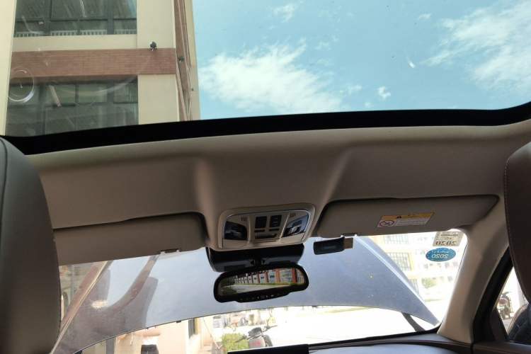 Used Wey VV5 2017 2.0T Ultra-Luxury Version Headliner