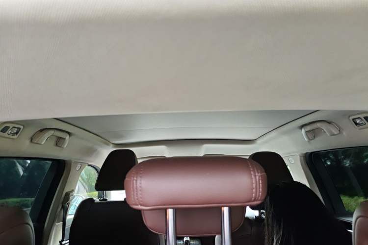 Used Wey VV5 2017 2.0T Ultra-Luxury Version Headliner