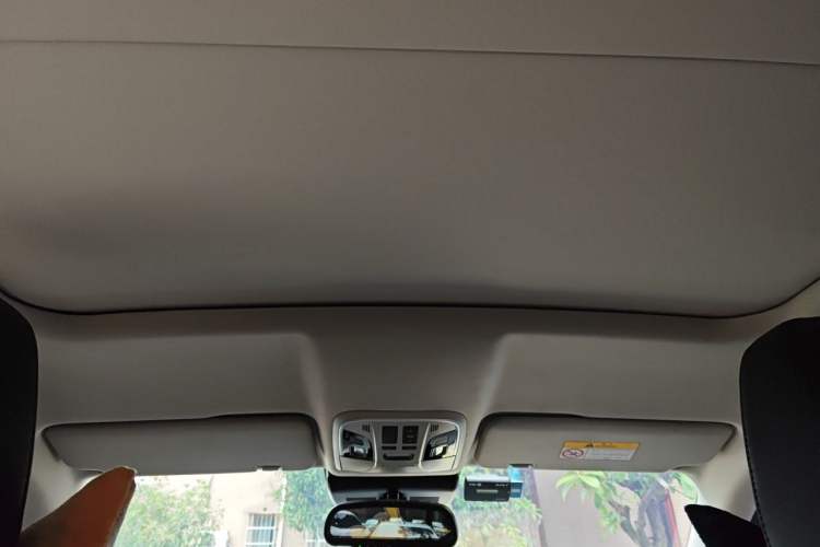 Used Wey VV5 2017 2.0T Ultra-Luxury Version Headliner
