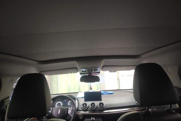 Used Wey VV5 2017 2.0T Flagship Edition Headliner
