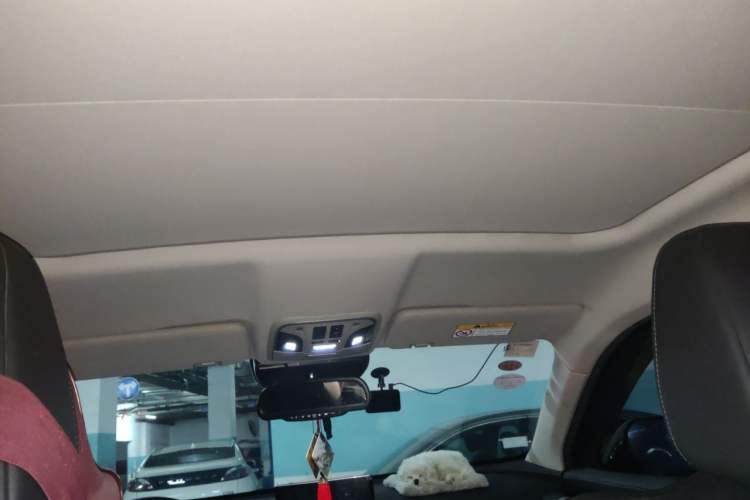 Used Wey VV5 2017 2.0T Ultra-Luxury Version Headliner