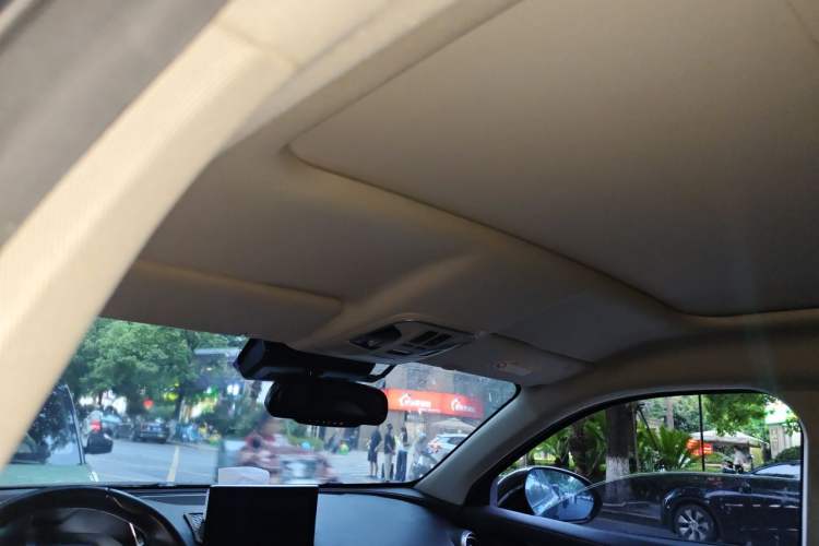Used Wey VV5 2017 2.0T Flagship Edition Headliner