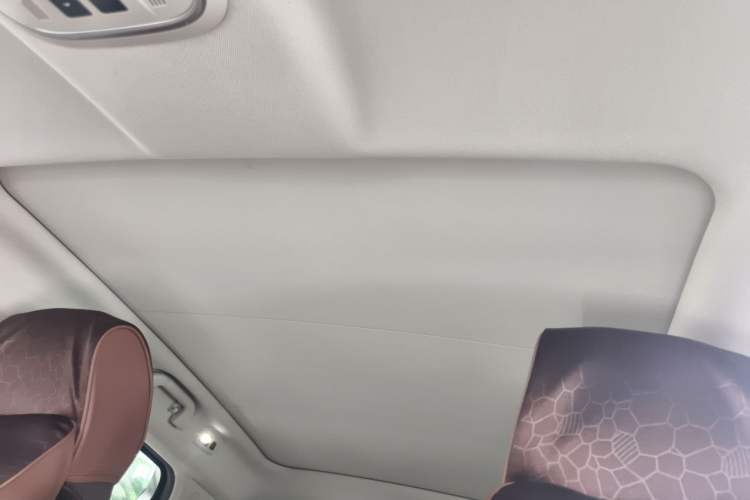 Used Wey VV5 2017 2.0T Ultra-Luxury Version Headliner