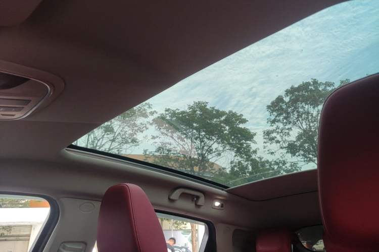 Used Wey VV5 2017 2.0T Flagship Edition Headliner