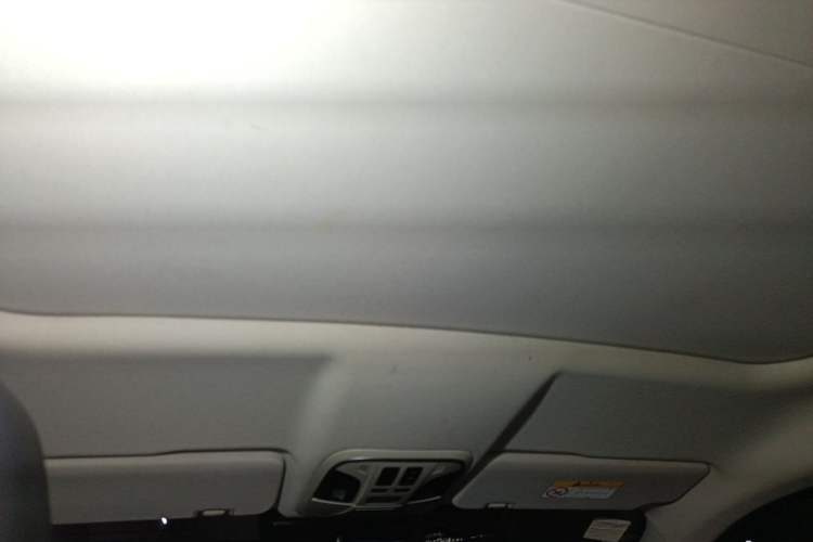 Used Wey VV5 2017 2.0T Flagship Edition Headliner