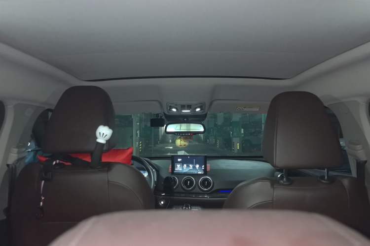 Used Wey VV5 2017 2.0T Flagship Edition Headliner