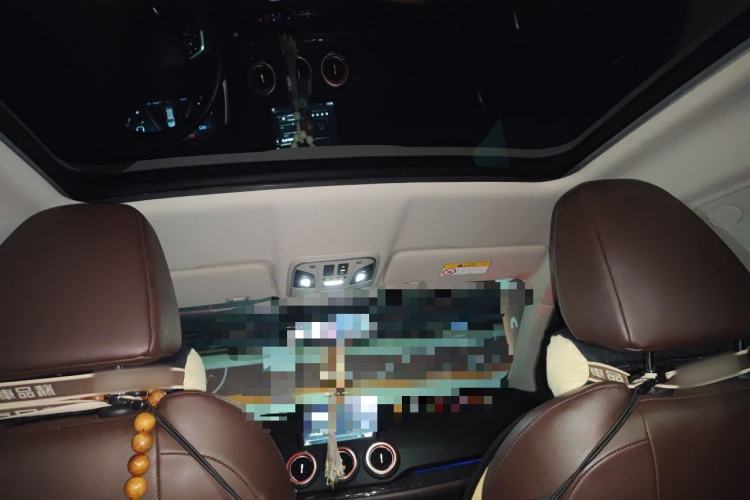 Used Wey VV5 2017 2.0T Flagship Edition Headliner