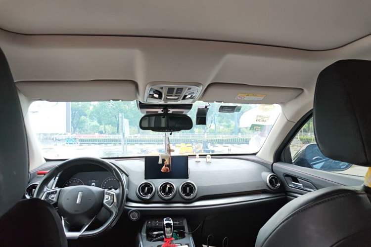 Used Wey VV5 2017 2.0T Ultra-Luxury Version Headliner