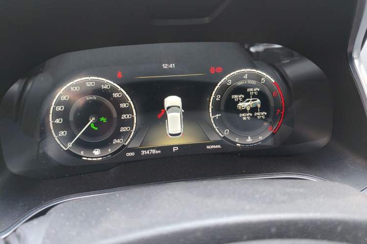 Used Wey VV5 2017 2.0T Flagship Edition Instrument Cluster