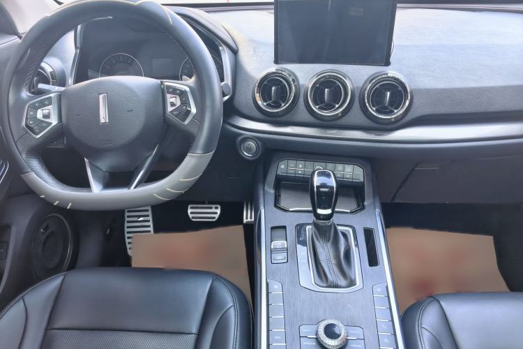 Used Wey VV5 2017 2.0T Ultra-Luxury Version Interior 10
