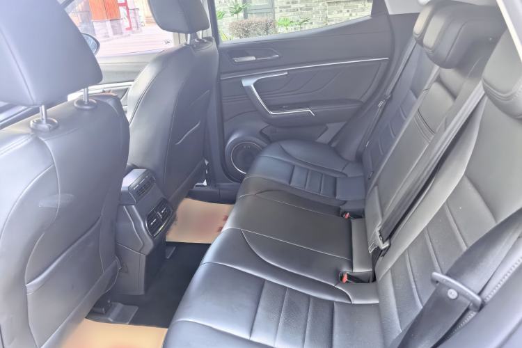Used Wey VV5 2017 2.0T Ultra-Luxury Version Interior 2