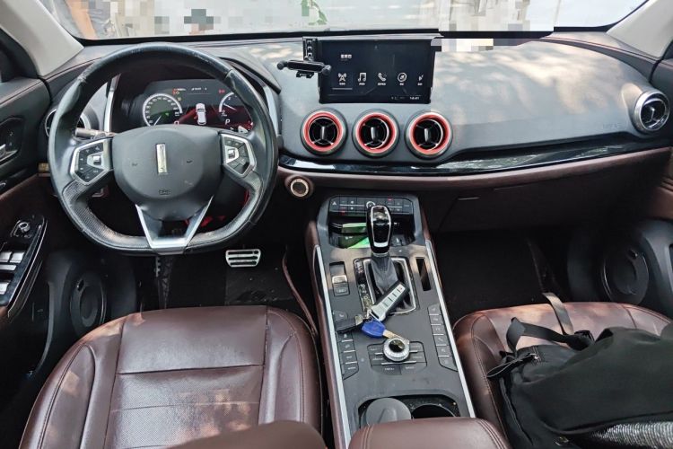 Used Wey VV5 2017 2.0T Flagship Edition Interior 2