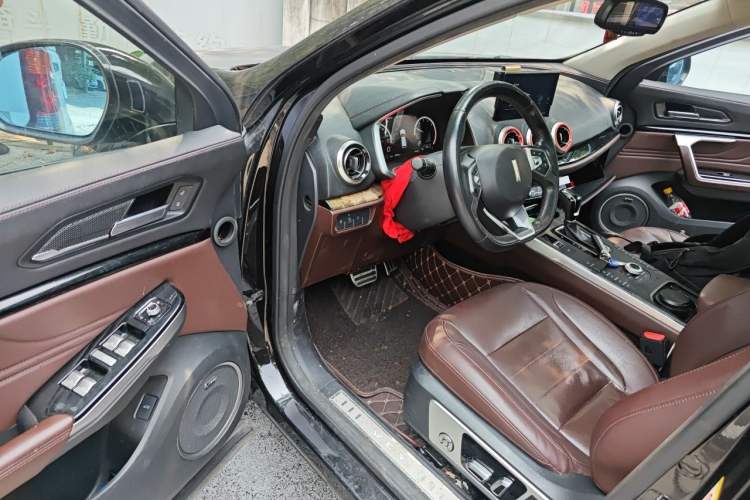 Used Wey VV5 2017 2.0T Flagship Edition Interior 3