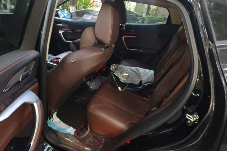 Used Wey VV5 2017 2.0T Flagship Edition Interior 4