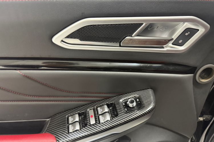 Used Wey VV5 2017 2.0T Flagship Edition Interior 6