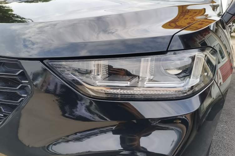 Used Wey VV5 2017 2.0T Ultra-Luxury Version Left Front Headlight