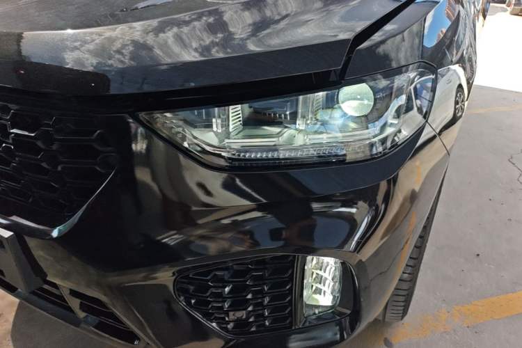 Used Wey VV5 2017 2.0T Ultra-Luxury Version Left Front Headlight