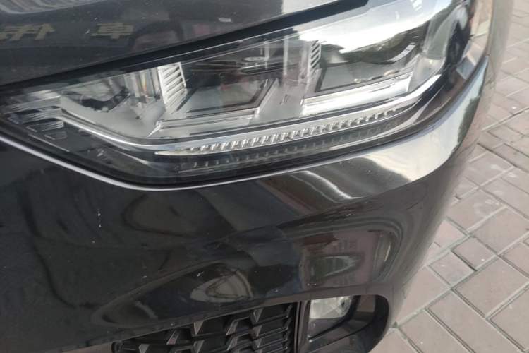 Used Wey VV5 2017 2.0T Flagship Edition Left Front Headlight