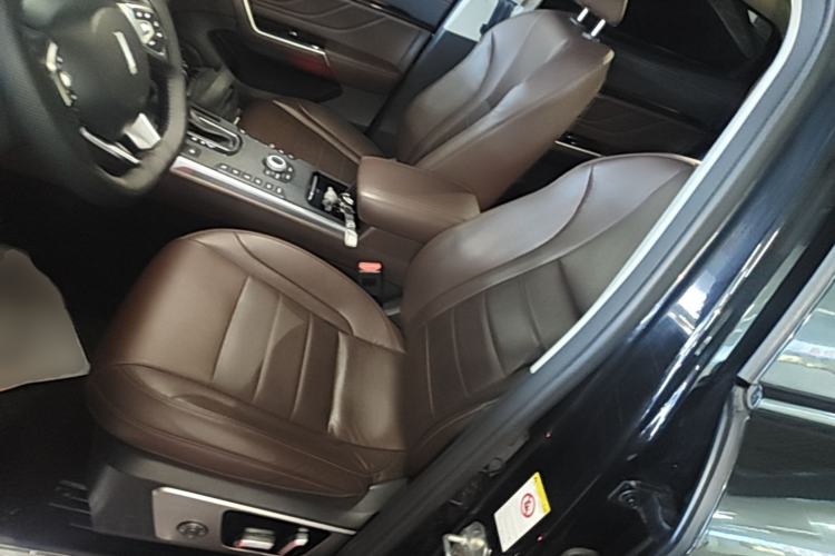 Used Wey VV5 2017 2.0T Ultra-Luxury Version Left Front Seat