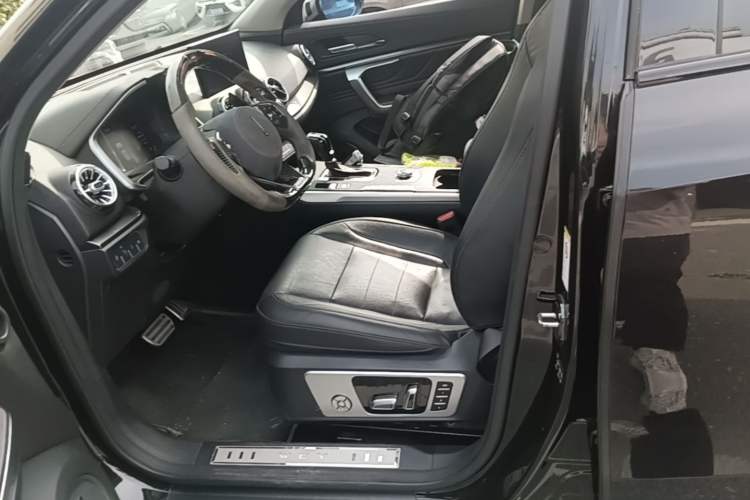 Used Wey VV5 2017 2.0T Flagship Edition Left Front Seat