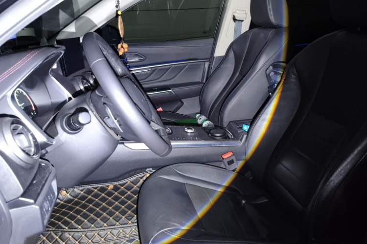 Used Wey VV5 2017 2.0T Flagship Edition Left Front Seat