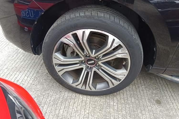 Used Wey VV5 2017 2.0T Flagship Edition Left Front Wheel Hub