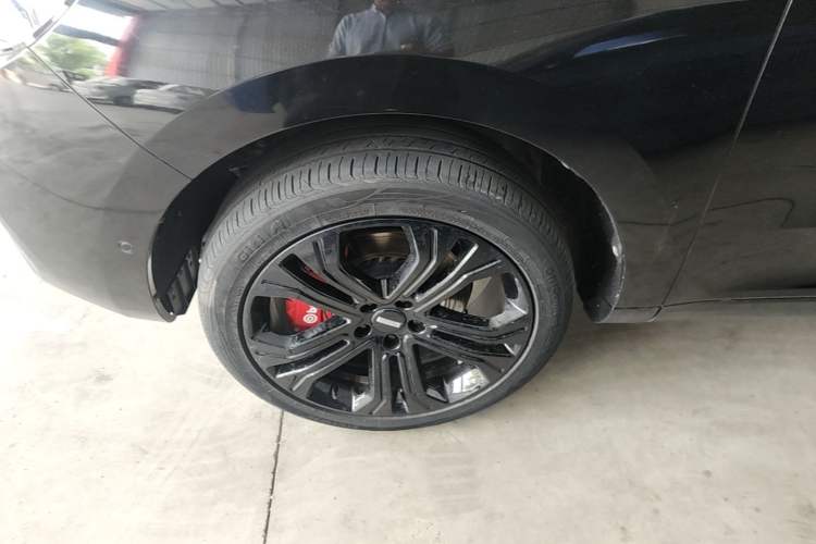 Used Wey VV5 2017 2.0T Flagship Edition Left Front Wheel Hub