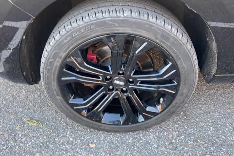 Used Wey VV5 2017 2.0T Flagship Edition Left Front Wheel Hub