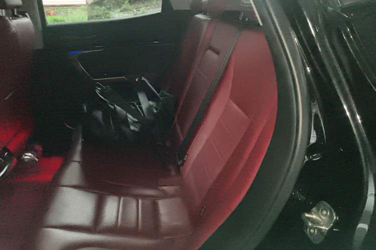 Used Wey VV5 2017 2.0T Ultra-Luxury Version Left Rear Seat