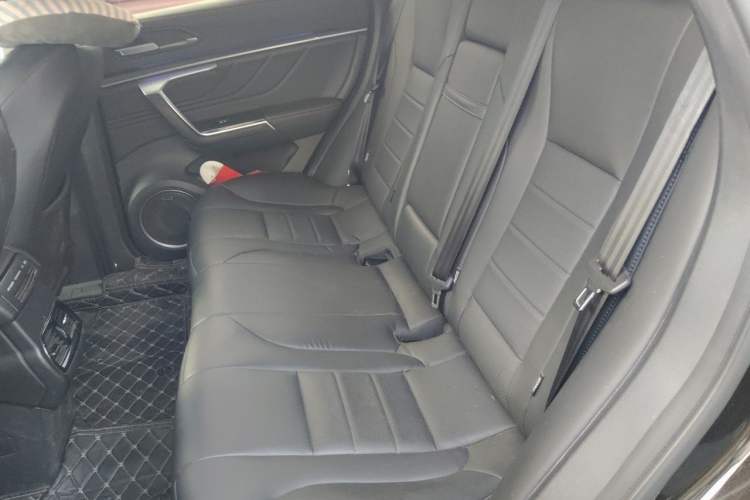 Used Wey VV5 2017 2.0T Ultra-Luxury Version Left Rear Seat