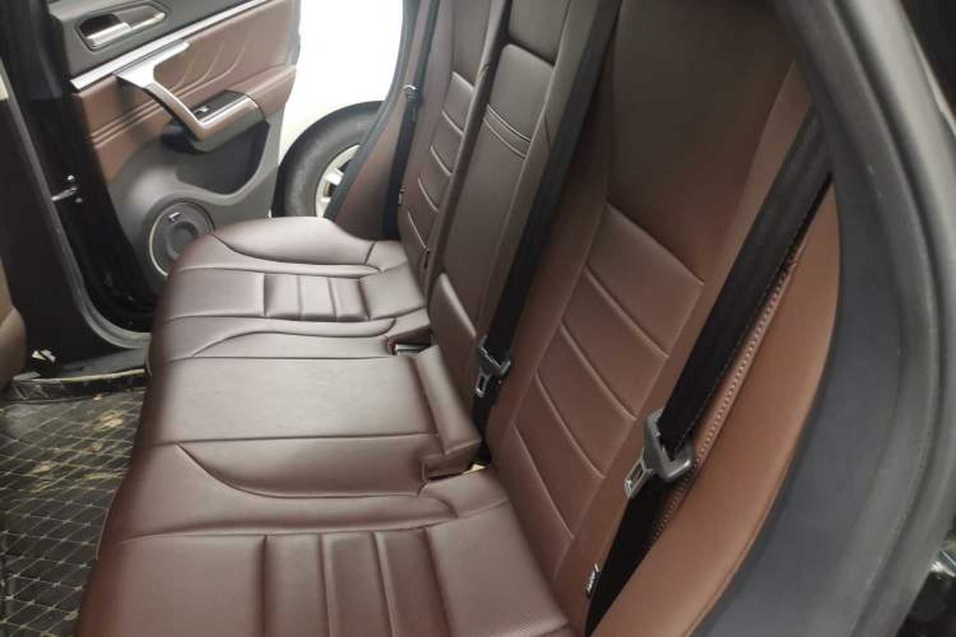 Used Wey VV5 2017 2.0T Ultra-Luxury Version Left Rear Seat