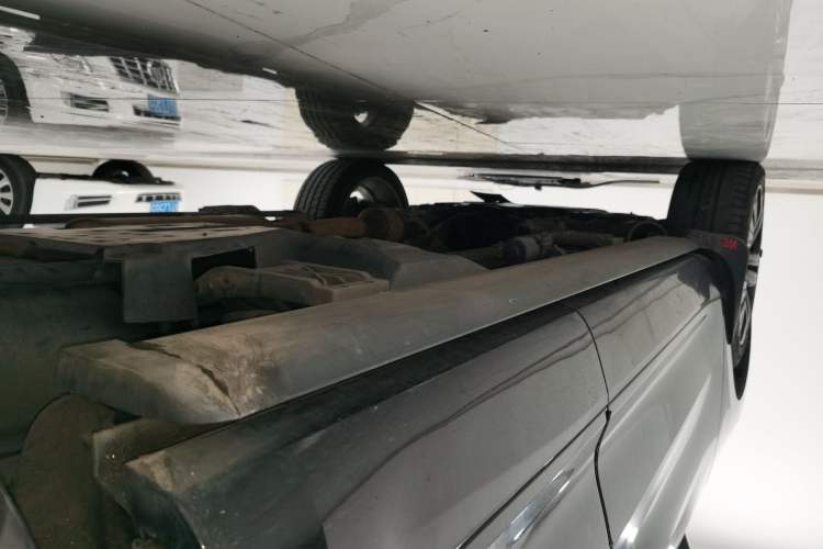 Used Wey VV5 2017 2.0T Flagship Edition Left Side Sill