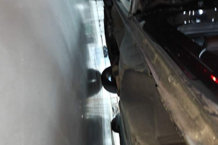 Used Wey VV5 2017 2.0T Flagship Edition Left Side Sill