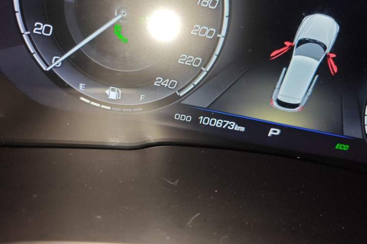 Used Wey VV5 2017 2.0T Flagship Edition Odometer Close Up